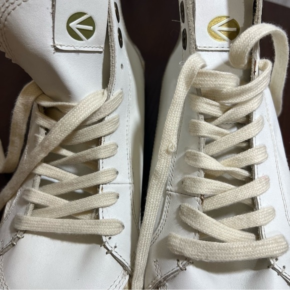 ENERGIE mens leather sneakers in size 11 white cream high tops Never Worn - Picture 6 of 11